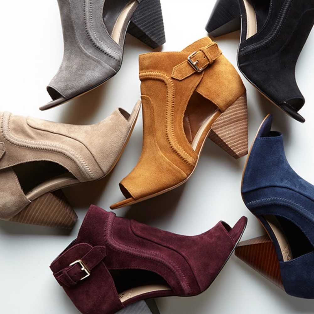 Vince Camuto Tan Ankle Booties - Picture 4 of 12